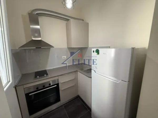 Gjiri Lalezit | Hamallaj, shitet apartament 1+1+Ballkon Kati 2, 55 m² 80.000 € (Gjiri i Lalzit)