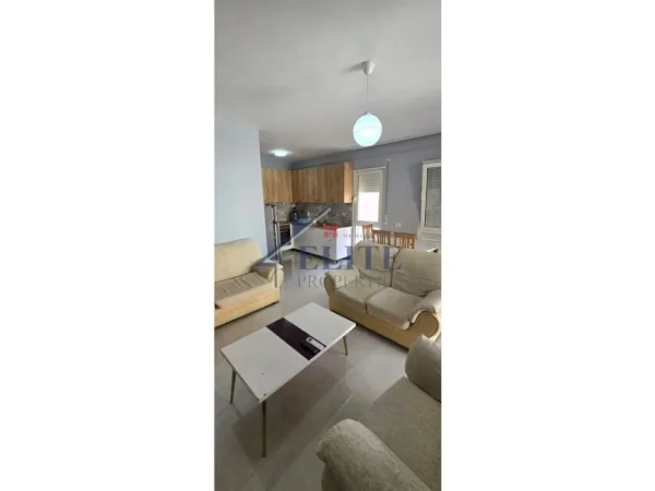 Tirane, shitet apartament 2+1+Ballkon Kati 4, 91 m² 193.000 € (Mine Peza)