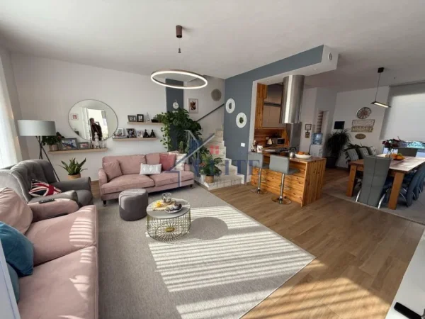 Gjiri Lalezit | Hamallaj, shitet Vile 3+1+Aneks+Ballkon Kati 2, 321 m² 398.000 € (Gjiri i Lalzit)