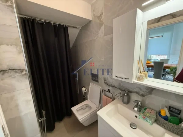 Gjiri Lalezit | Hamallaj, shitet Vile 3+1+Aneks+Ballkon Kati 2, 321 m² 398.000 € (Gjiri i Lalzit)