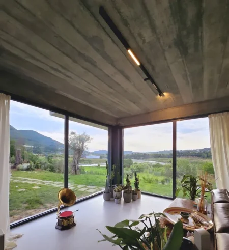 Tirane, shitet Vile 3+1 , 420 m² (TEG)