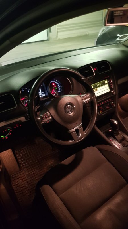 Tirane, shes makine Golf 6 Nafte, e zeze automatik Klima 6.500 €