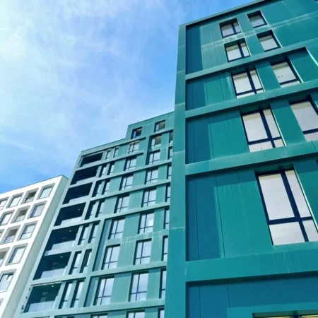 Tirane, shitet apartament 3+1 , 156 m² (BULEVARDI I RI)