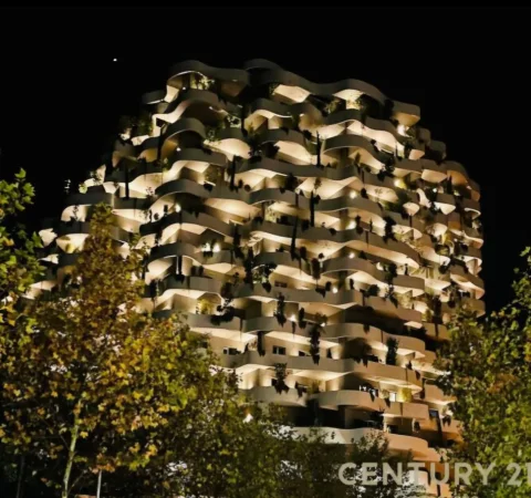 Tirane, shitet apartament 3+1+Ballkon Kati 8, 255 m² 1.100.000 € (Rruga e Elbasanit)