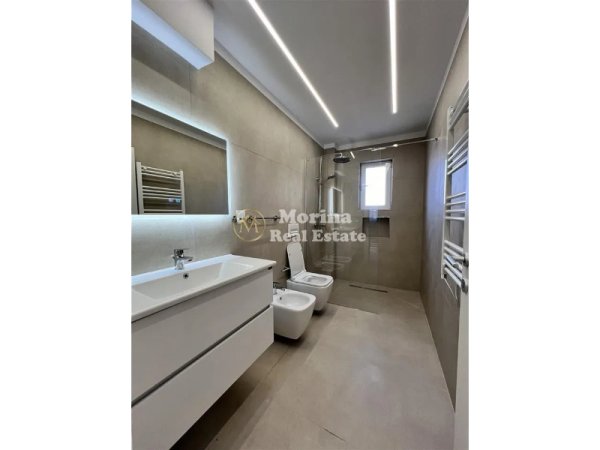 Tirane, jap me qera apartament 2+1 Kati 4, 70 m² 800 € (Stadiumi Dinamo)