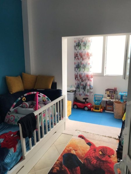 Tirane, shitet 2+1 , 