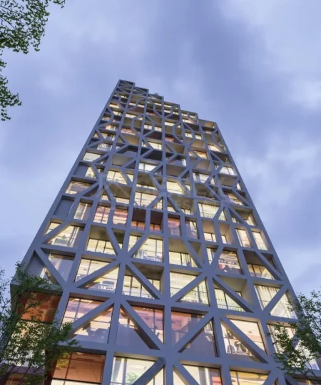 Tirane, shitet apartament 2+1+Ballkon Kati 13, 121 m² 223.850 € (xhanfize keko)