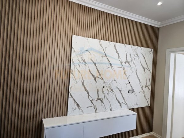 Tirane, jepet me qera apartament 1+1 Kati 4, 50 m² 700 € (RRUGA E DURRESIT)