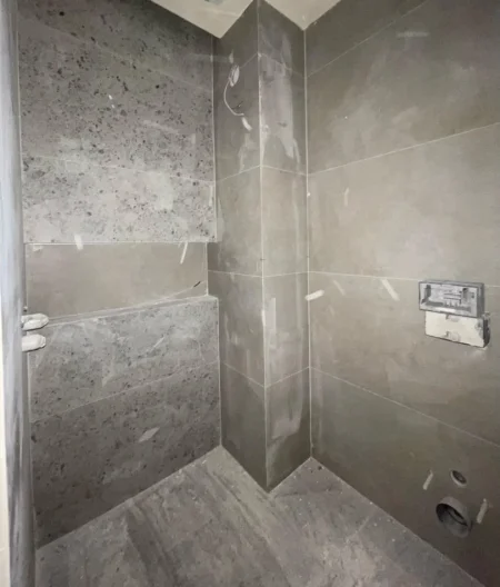 Tirane, shes apartament 2+1+Ballkon Kati 5, 120 m² 244.200 € (MINE PEZA)