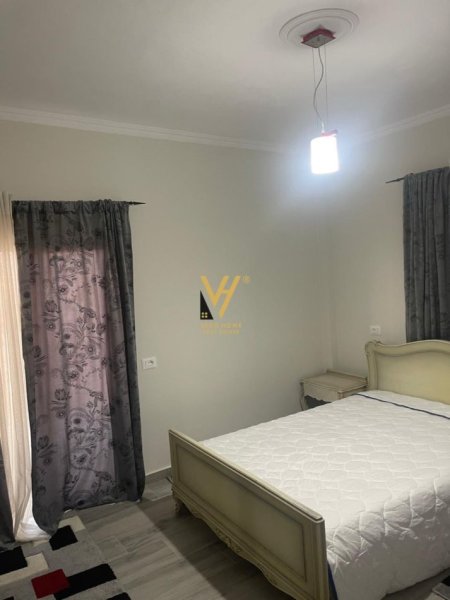 Tirane, jepet me qera apartament 2+1+Ballkon Kati 3, 100 m² 450 € (KODRA E PRIFTIT)