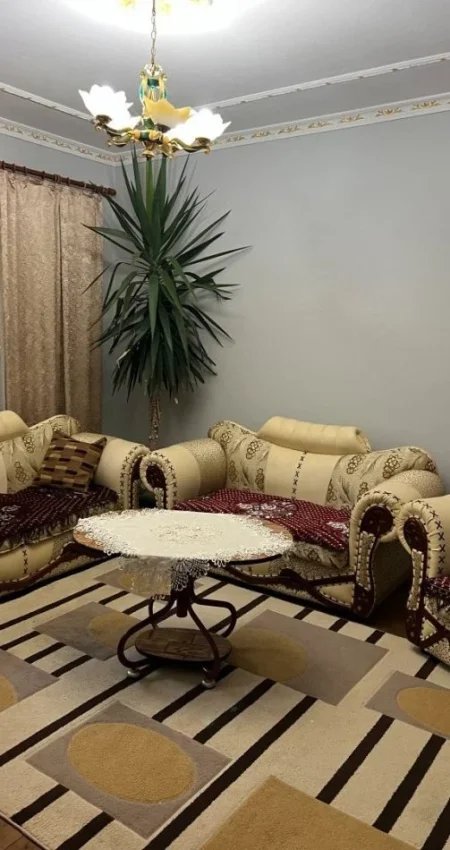 Tirane, jepet me qera apartament 2+1 Kati 1, 110 m² 500 € (Ish Fusha Aviacionit)