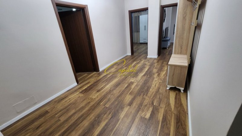 Tirane, jepet me qera apartament 2+1 Kati 4, 105 m² 700 € (MYSLYM SHYRI)
