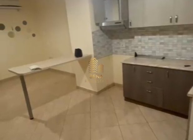 Tirane, jepet me qera apartament 1+1 Kati 2, 57 m² 500 € (Rruga Fadil Rada)
