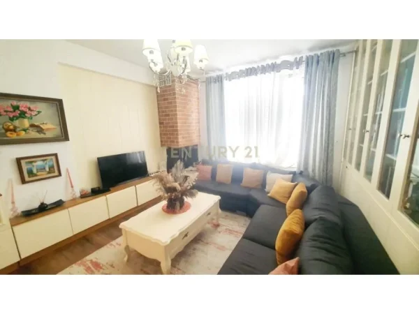 Tirane, shes apartament 2+1+2 , 125 m² 300.000 € (Kodra e Diellit)