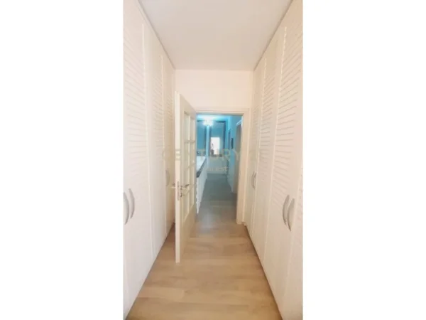 Tirane, shes apartament 2+1+2 , 125 m² 300.000 € (Kodra e Diellit)