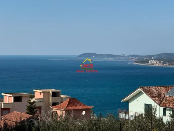 Vlore, shitet shtepi 3+1+Ballkon Kati 0, 123 m² 320.000 € (Rruga Dhimitër Konomi)