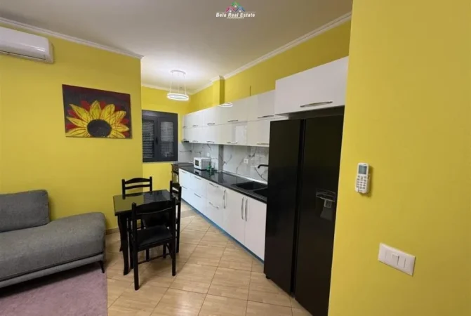 tirane jepet me qera apartament 2+1 Kati 3, 90 m² 650 € (don bosko)