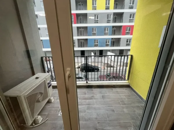 Tirane, jepet me qera 2+1+Ballkon Kati 1, 95 m² 500 € 