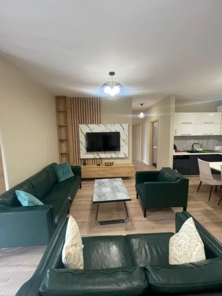Tirane, jepet me qera apartament 3+1 Kati 6, 135 m² 1.200 € (Kopshti Zoologjik)
