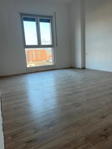 Tirane, shes 2+1 Kati 6, 