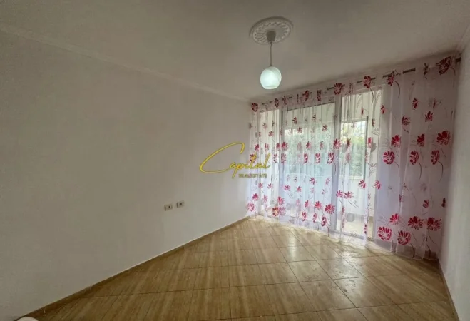 Tirane, shitet apartament 1+1 Kati 2, 66 m² 93.000 € (FRESKU)
