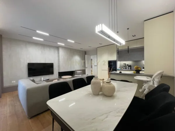 Tirane, shitet apartament 2+1+Aneks+Ballkon Kati 2, 121 m² 350.000 € (Neom108789)