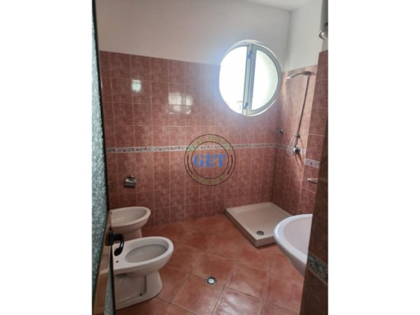 Durres, shitet apartament 1+1 Kati 6, 75 m² 90.000 € (Plazh hekurudha)