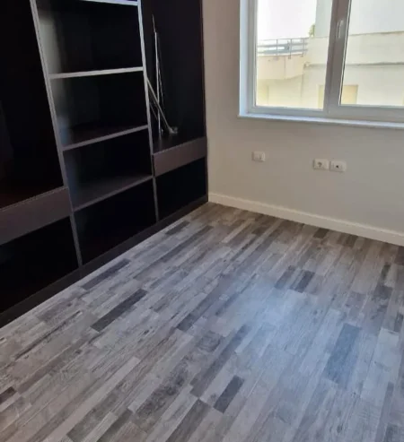 Tirane, shitet apartament 2+1 Kati 4, 102 m² 250.000 € (Liqeni i Thate)