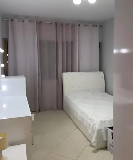 Tirane, jepet me qera apartament 2+1 Kati 5, 85 m² 700 € (Myslym Shyri)