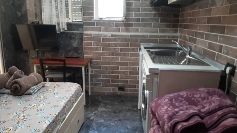 Tirane, jepet me qera apartament 1+1 Kati 2, 37 m² 390 € (5 Maj)