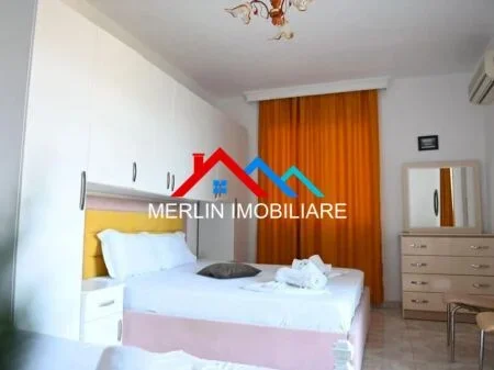 Tirane, Shitet Hotel me 6 Kate, 1.000 m² per 1.200.000 € (SHKEMBI I KAVAJES)