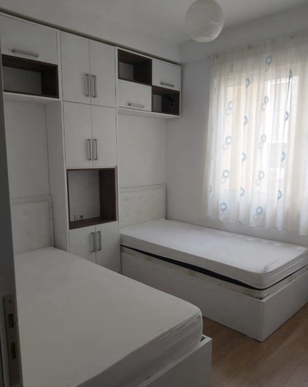 Tirane, jepet me qera apartament 2+1 Kati 5, 80 m² 600 € (Kodra e Diellit)