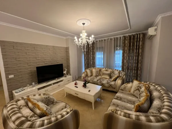 Tirane, shes apartament 2+1+Ballkon Kati 5, 111 m² 188.000 € (Astir)