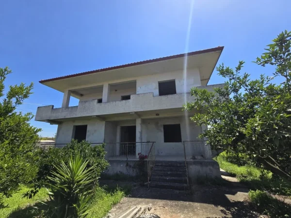 Fier, shes Vile 2 Katshe , 257 m² (Sheq i Madh)