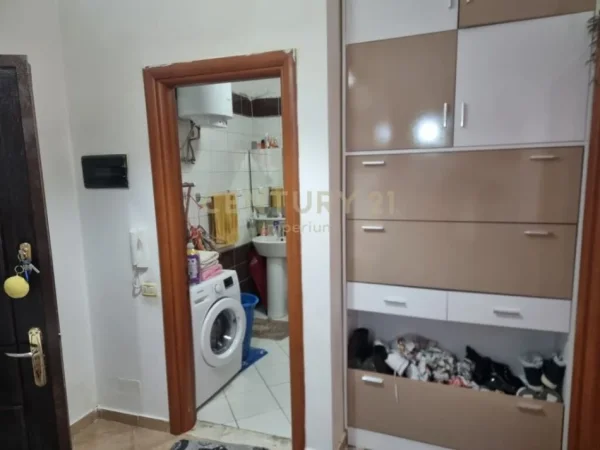 Tirane, shitet apartament Kati 6, 79 m² 98.300 €