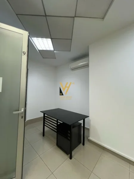 Tirane, jepet me qera Kati 1, 30 m² 500 € (KULLAT BINJAKE)