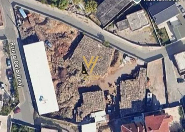 Tirane, jepet me qera magazine Kati 0, 3.500 m² 2.500 € (SHKOLLA E BASHKUAR)