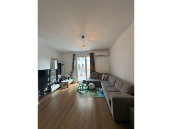 APARTAMENT 2+1 PER SHITJE , NE GRAND GALLERY YZBERISHT