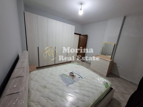 Tirane, jepet me qera apartament 1+1 Kati 3, 65 m² 350 € (Shkoze)