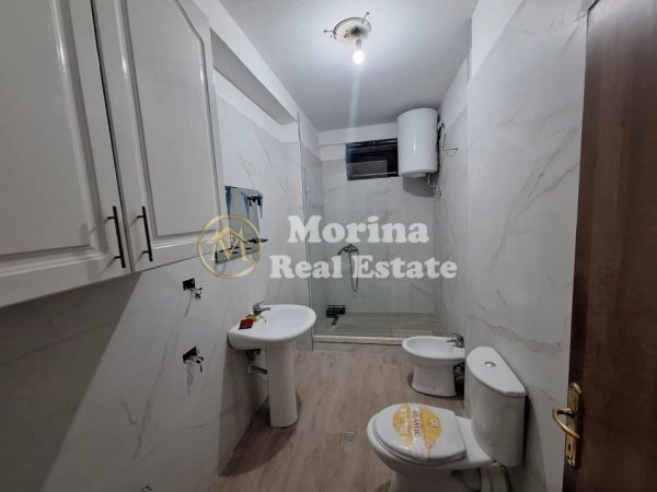 Tirane, jepet me qera apartament 1+1 Kati 3, 65 m² 350 € (Shkoze)