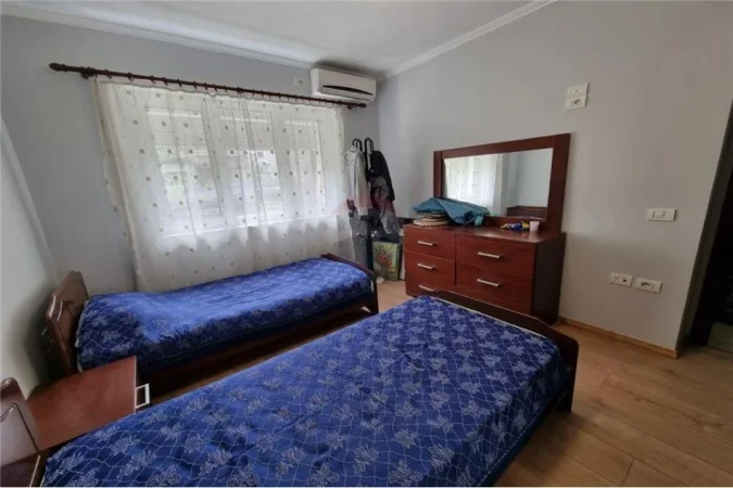 Tirane, jepet me qera apartament 1+1 Kati 1, 69 m² 650 € (Myslym Shyri)