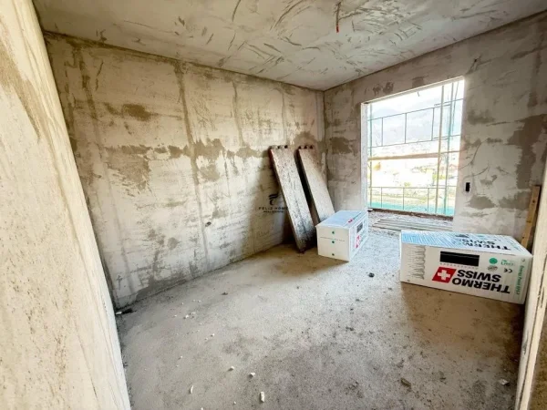 Tirane, shitet apartament 1+1+Ballkon Kati 5, 58 m² 98.000 € (5 MAJI)