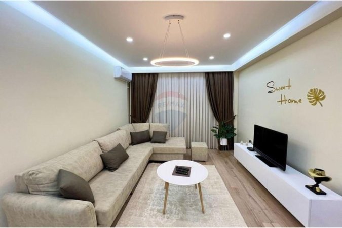 Tirane, jepet me qera apartament 1+1 Kati 3, 65 m² 450 € (Linze)