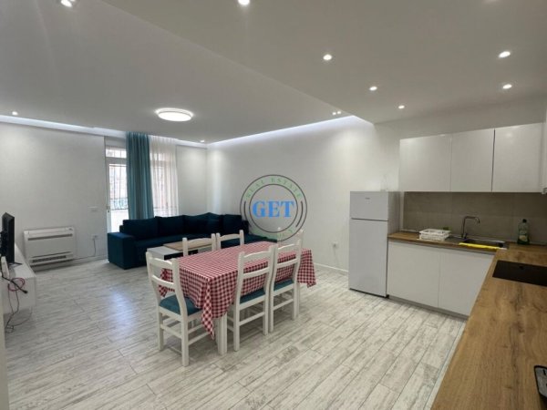 Durres, shiten 2 apartamente 1+1 Kati 2, 145 m² 250.000 € (Vollga)