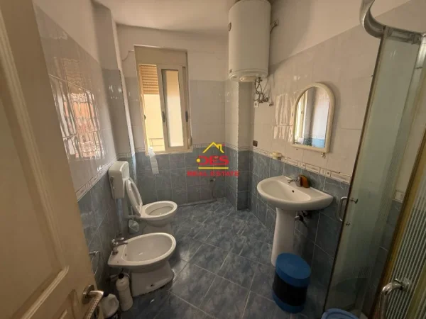 Vlore, shitet apartament 2+1+Ballkon Kati 4, 116 m² (Rruga Gjergj Arianiti)