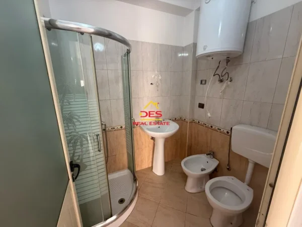 Vlore, shitet apartament 2+1+Ballkon Kati 4, 116 m² (Rruga Gjergj Arianiti)