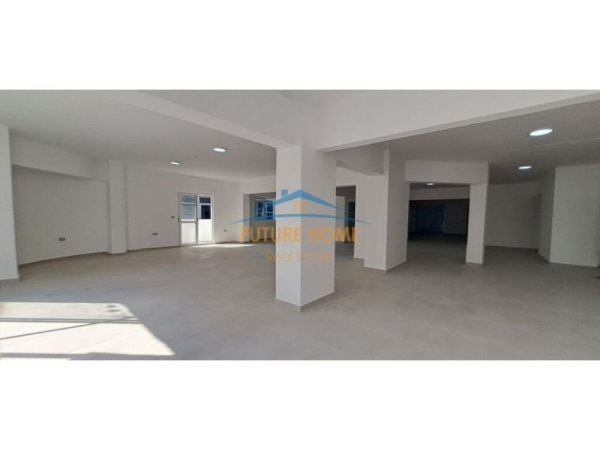 Tirane, jepet me qera ambjent biznesi Kati 1, 980 m² 6.500 € (Rruga Dritan Hoxha)