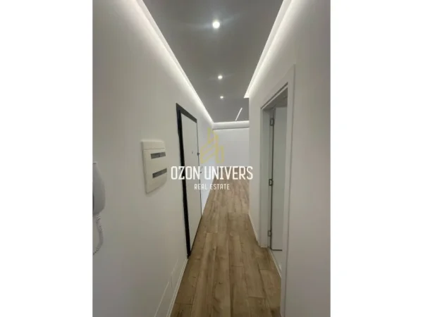 Tirane, shitet apartament 1+1 Kati 4, 65 m² 
