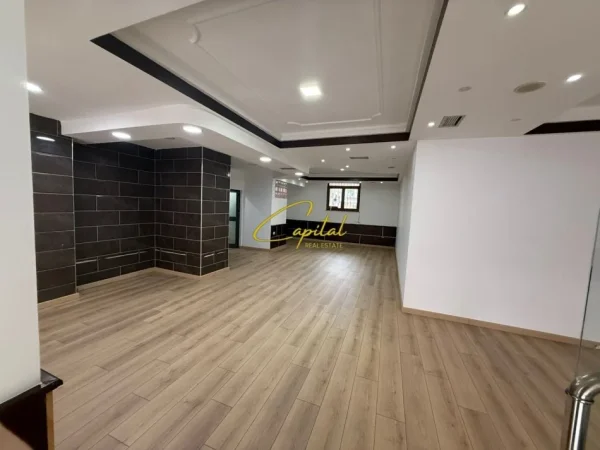 Tirane, jepet me qera lokal Kati 0, 110 m² 1.500 € (VASIL SHANTO)