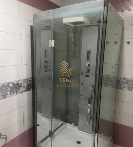 Tirane, jepet me qera shtepi 3+1 Kati 1, 100 m² 700 € (Rruga Isa Boletini)